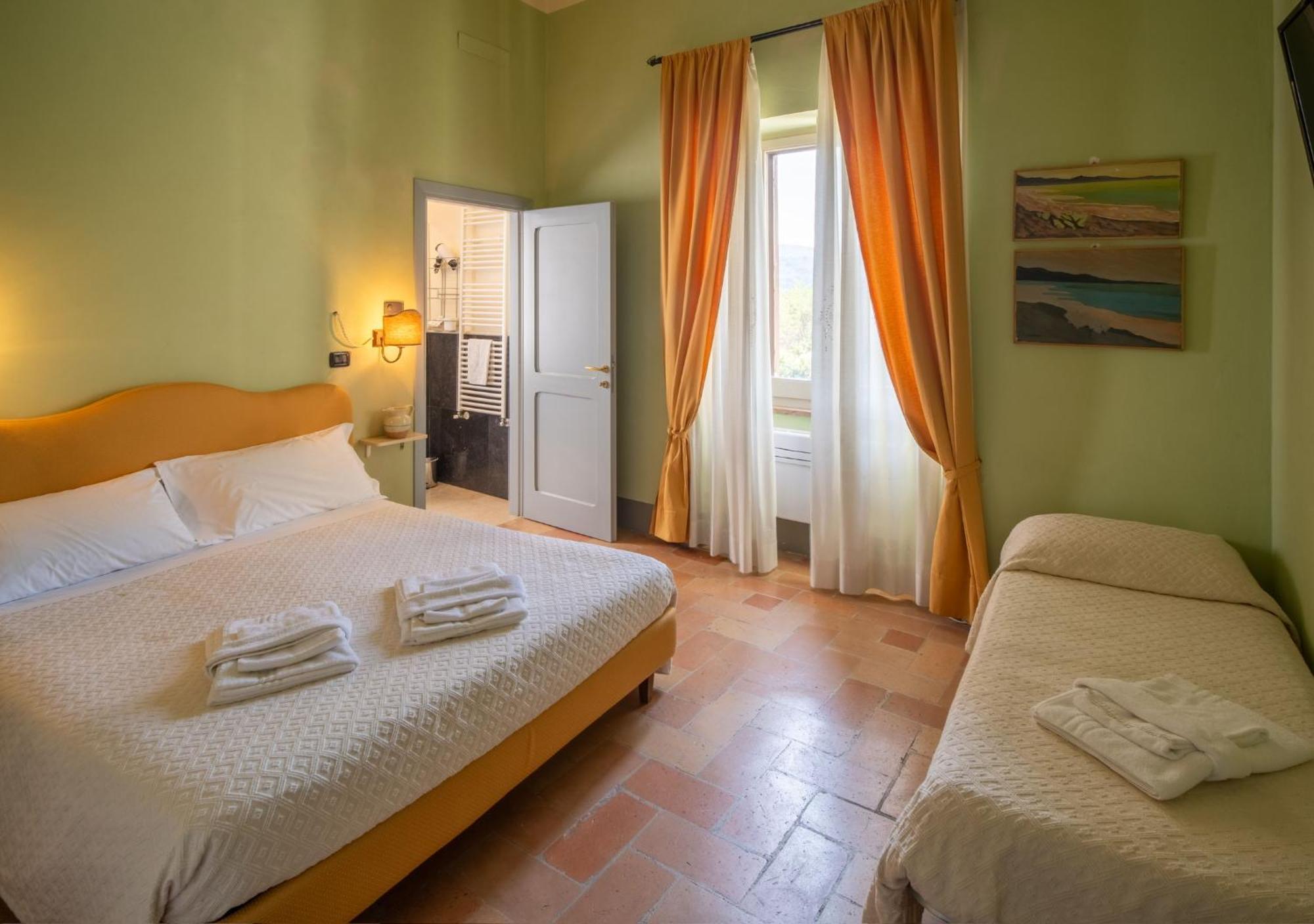 B&B Porta Perugina Bevagna Exteriör bild