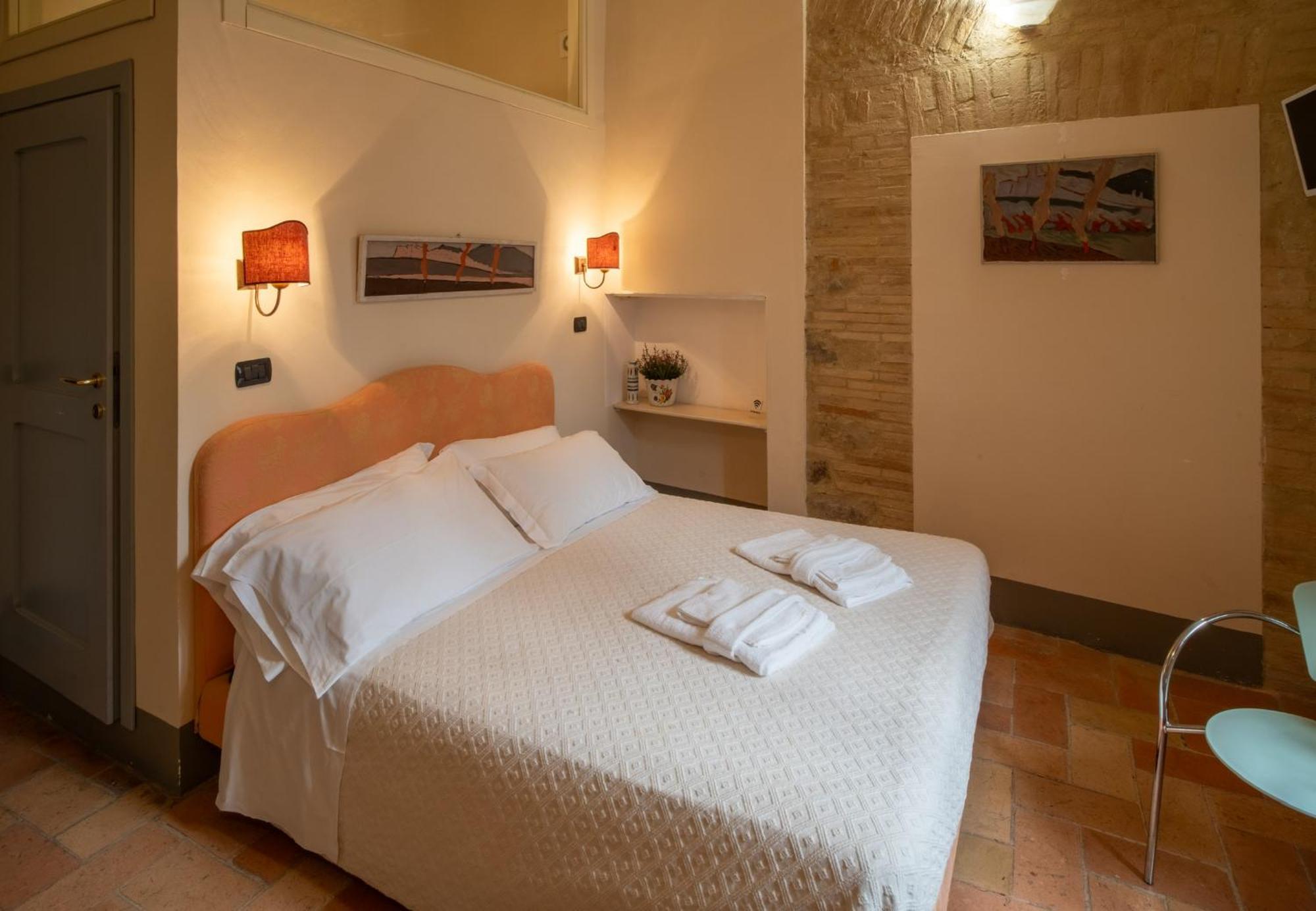 B&B Porta Perugina Bevagna Exteriör bild