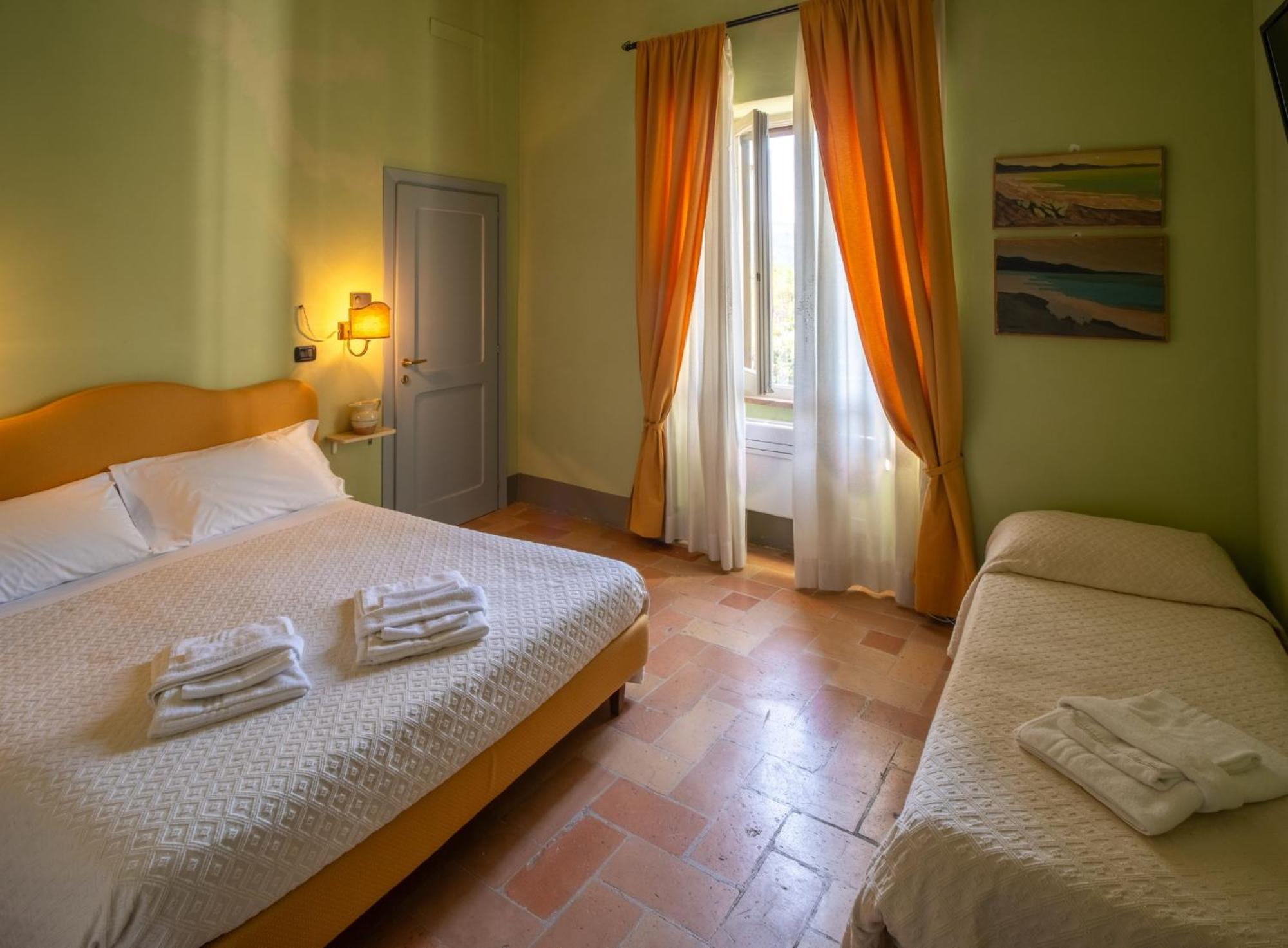 B&B Porta Perugina Bevagna Exteriör bild