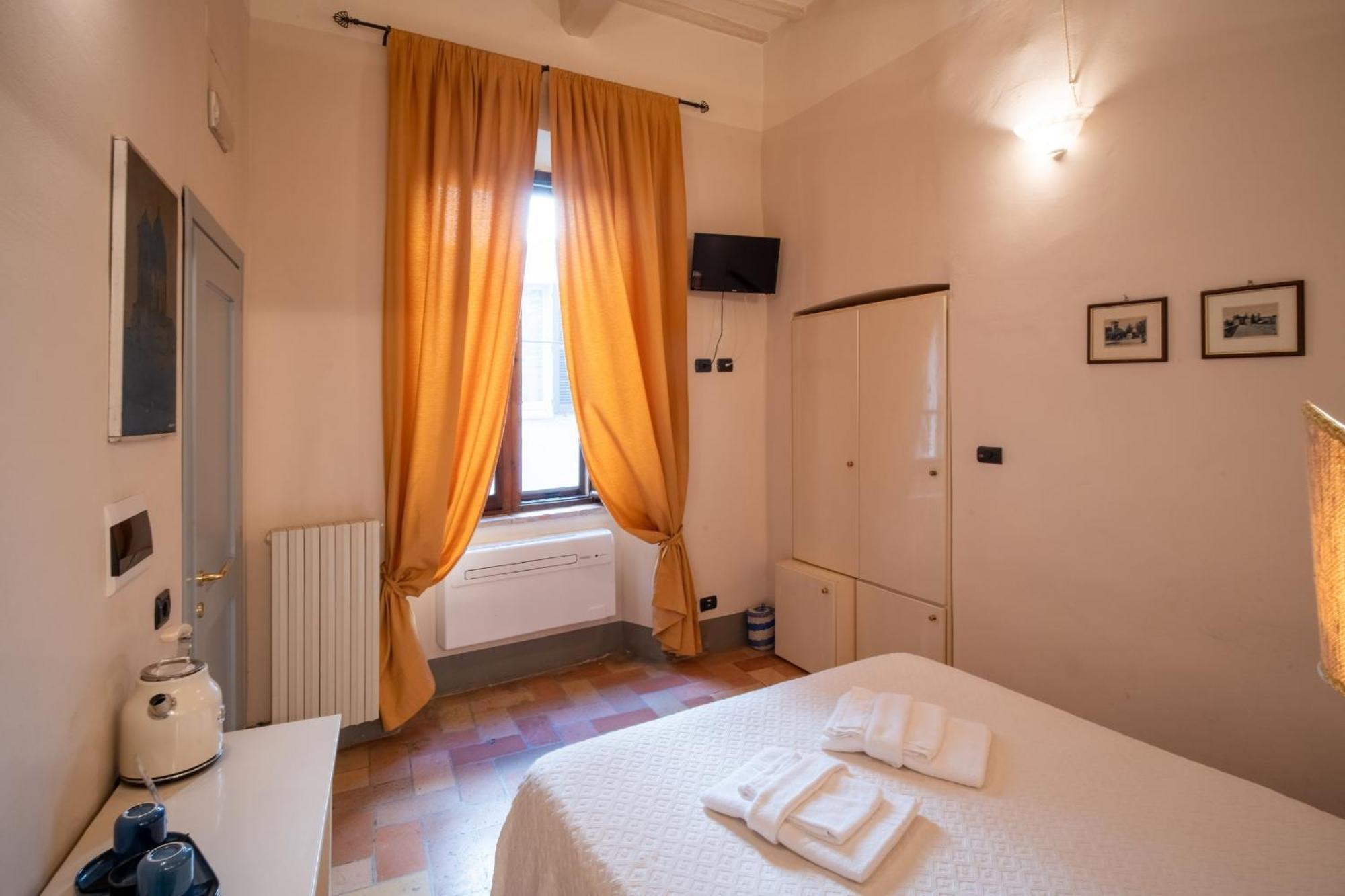 B&B Porta Perugina Bevagna Exteriör bild