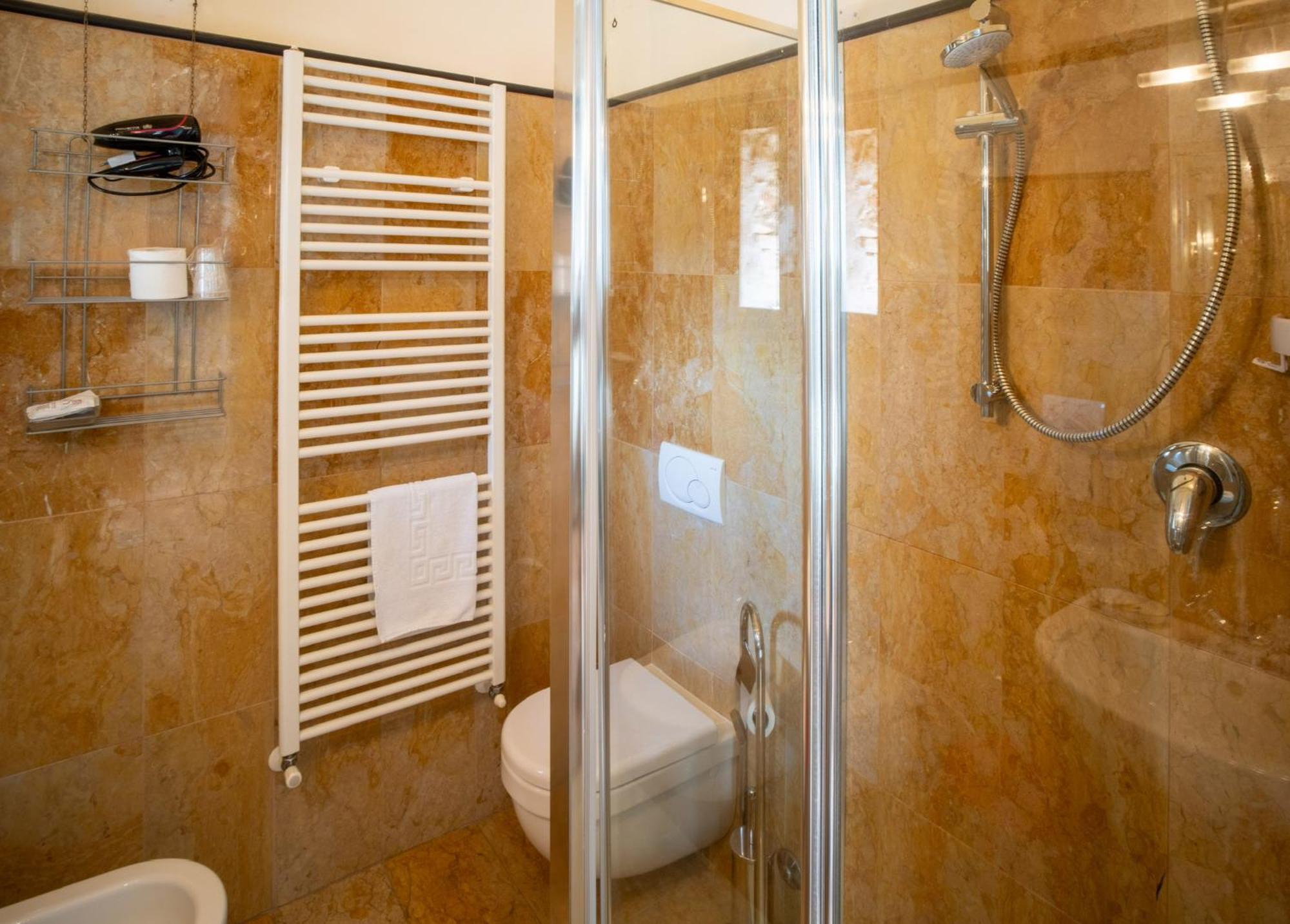 B&B Porta Perugina Bevagna Exteriör bild