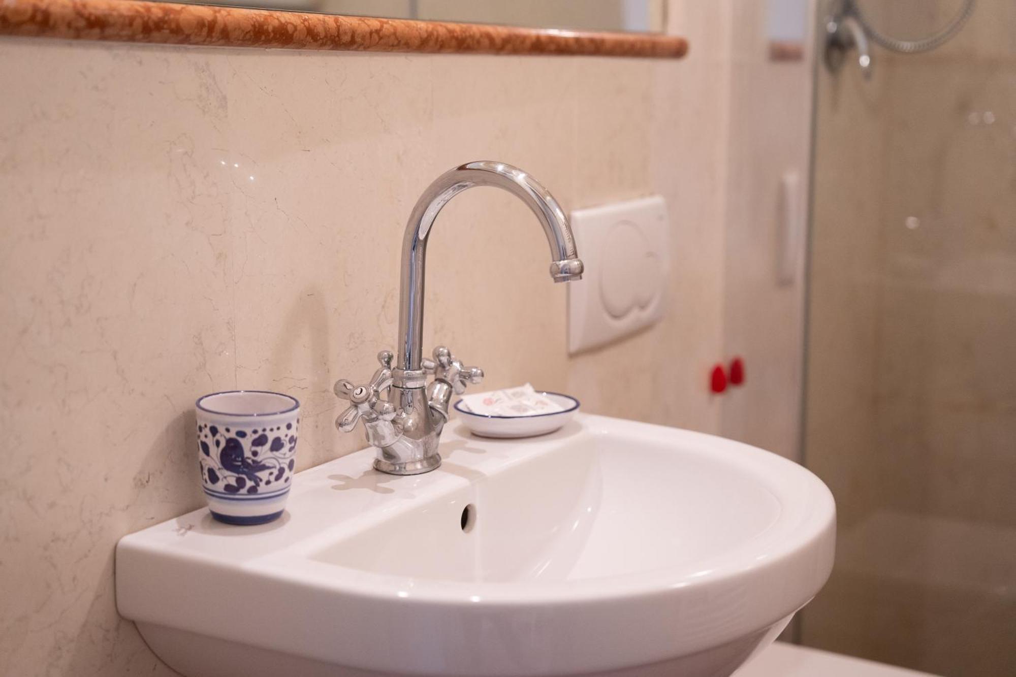 B&B Porta Perugina Bevagna Exteriör bild