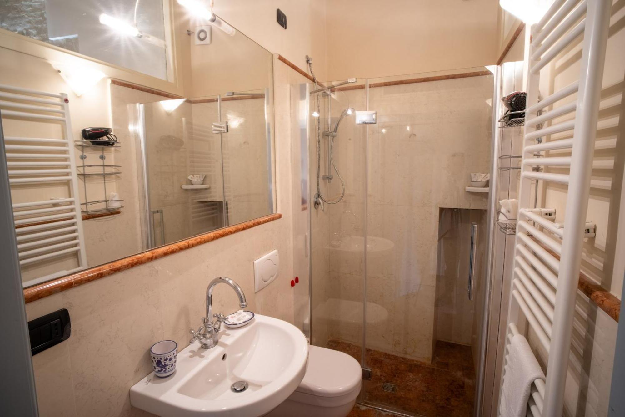 B&B Porta Perugina Bevagna Exteriör bild