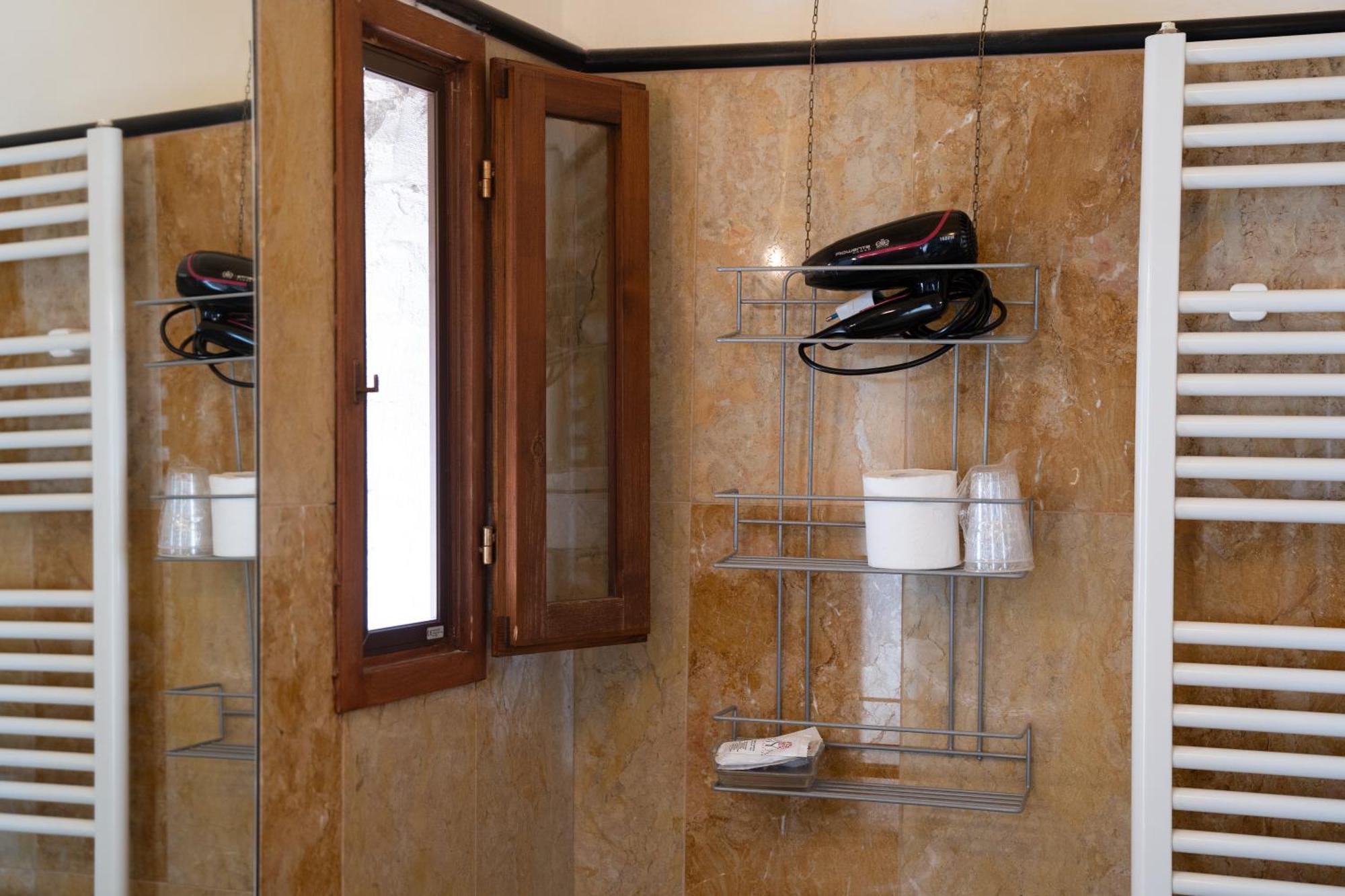 B&B Porta Perugina Bevagna Exteriör bild